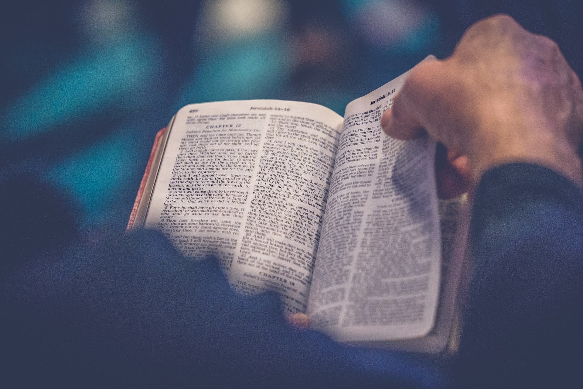 A importância das Sagradas Escrituras no Oratório