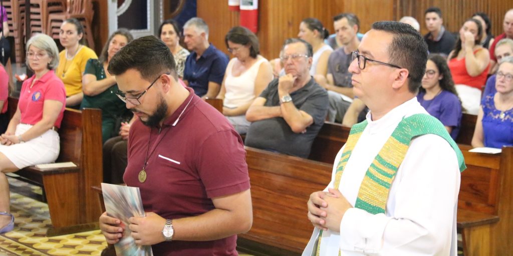 Salesianos renovam os votos religiosos no encerramento dos Projetos Missionários