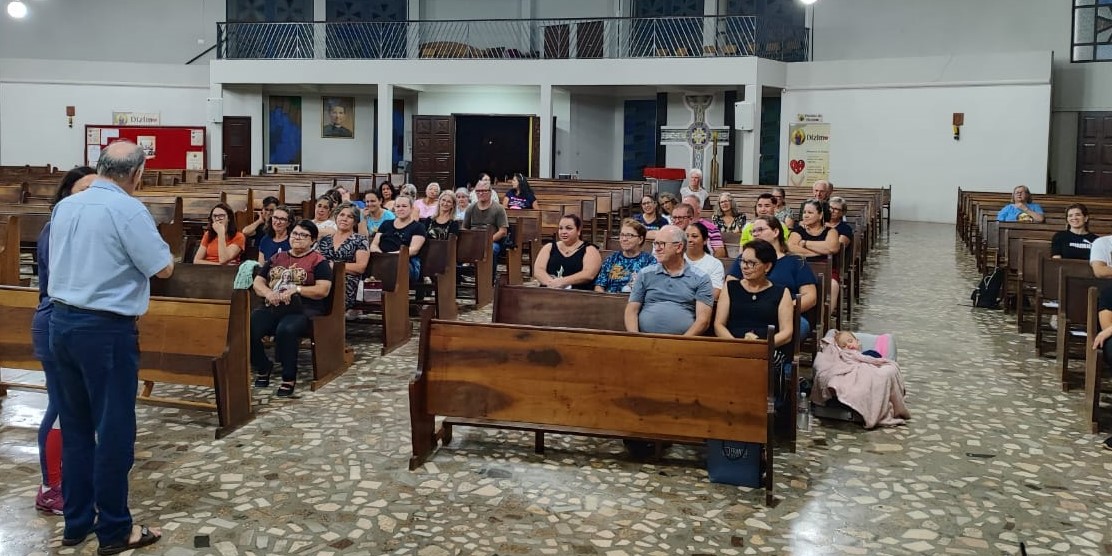 Estudo Bíblico em Ponta Grossa em aula inaugural