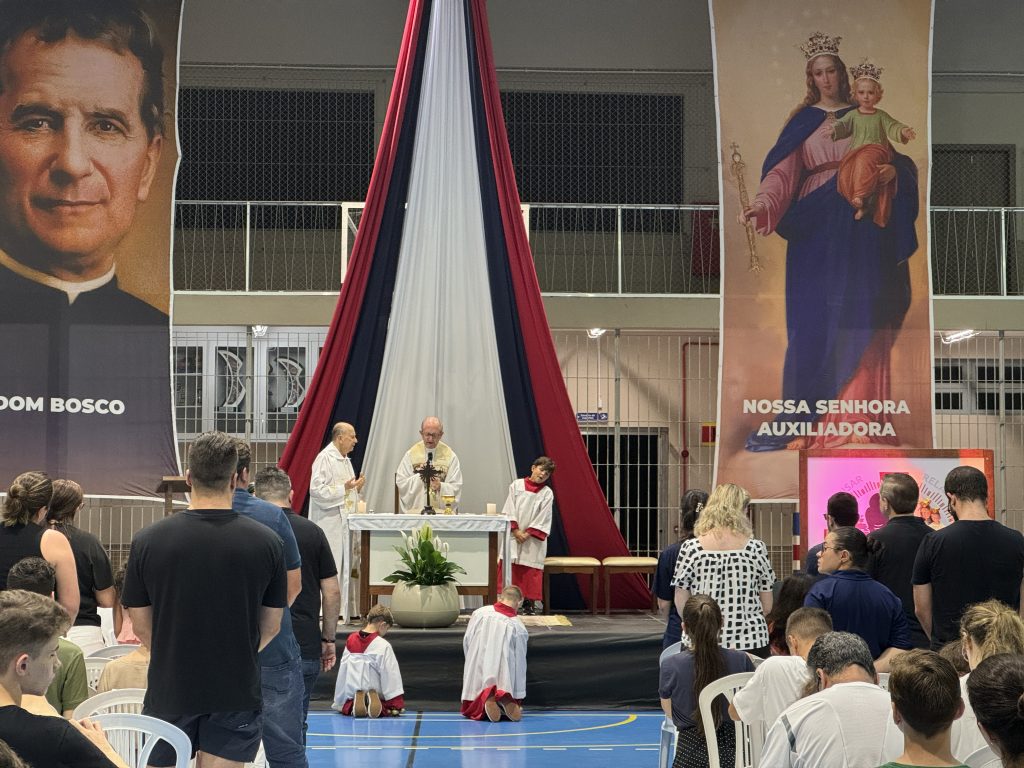 Colégio Salesiano Itajaí dá início ao Ano Escolar com Celebração Eucarística.