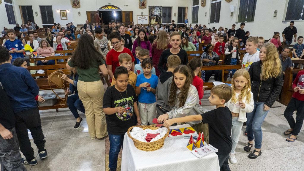 Encontros sobre o Dízimo e o Dízimo Mirim fortalecem a consciência de partilha na Paróquia Sagrado Coração de Jesus
