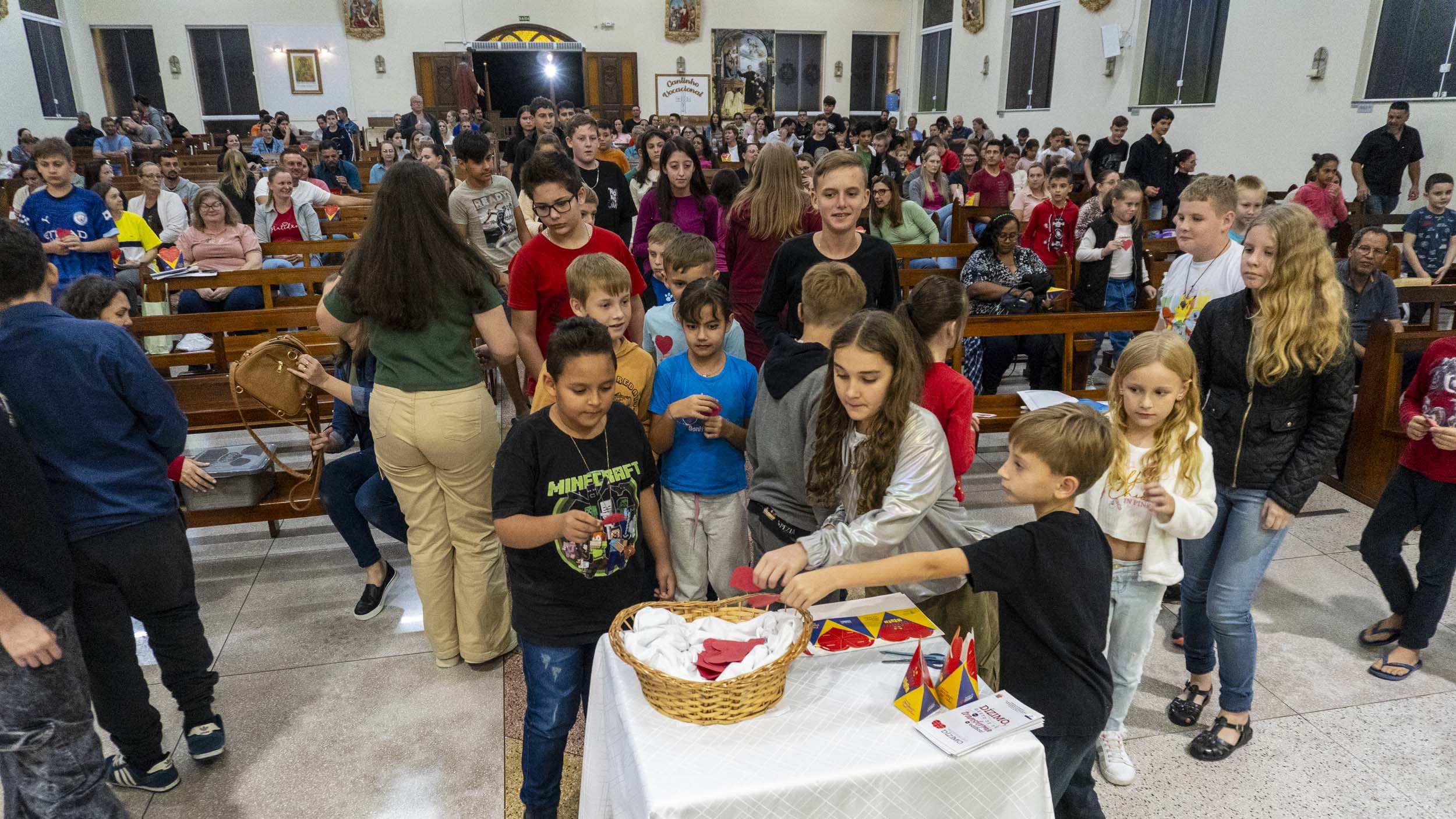 Encontros sobre o Dízimo e o Dízimo Mirim fortalecem a consciência de partilha na Paróquia Sagrado Coração de Jesus