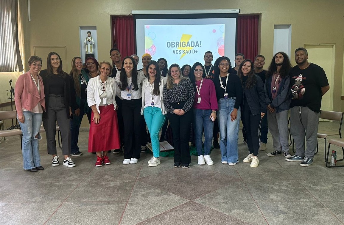 Formação com educadores reforça compromisso com o cuidado e a educação integral