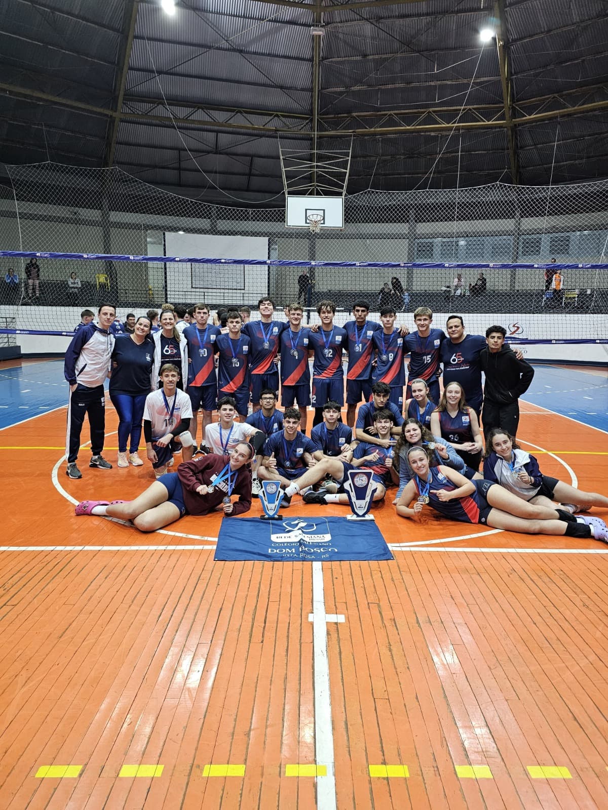 Colégio Dom Bosco é destaque na Liga Gaúcha de Voleibol e conquista título na etapa regional