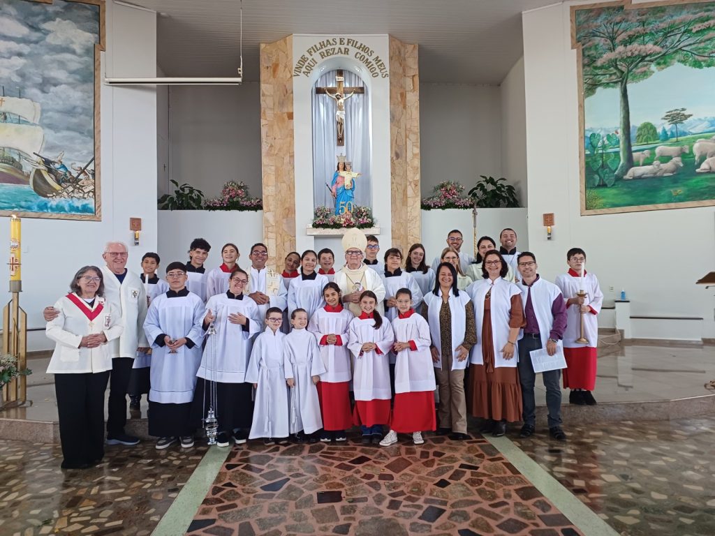 Paróquia Nossa Senhora Auxiliadora celebra Jubileu de Ouro da Comunidade Matriz com fé, emoção e gratidão