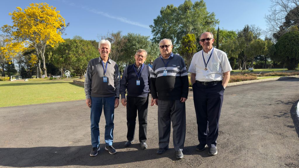 Comunidade Salesiana de Ponta Grossa realiza Retiro Mensal com reflexão sobre os 150 anos da Primeira Expedição Missionária