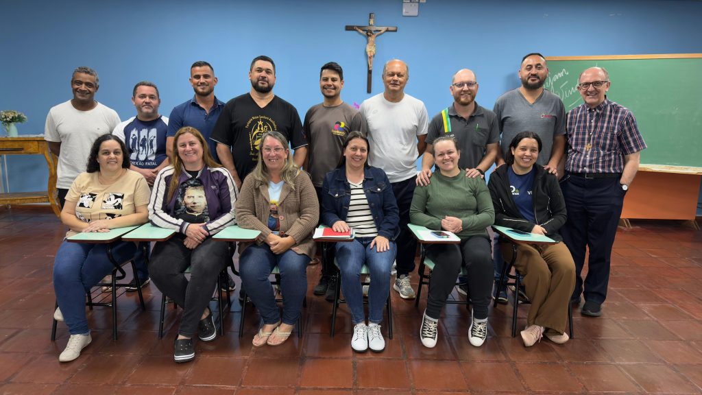 Primeiro Encontro do Pároco com o Conselho de Assuntos Econômicos Paroquial e Comunitário é marcado por Espiritualidade e Compromisso