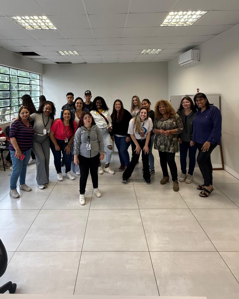 Tarde de autocuidado com o grupo Mamães Margaridas do Novo Lar