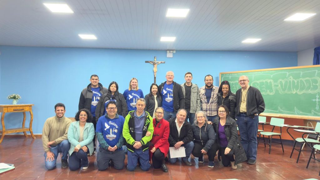 Encontro de formação reúne catequistas da Pastoral do Batismo em momento de espiritualidade e partilha