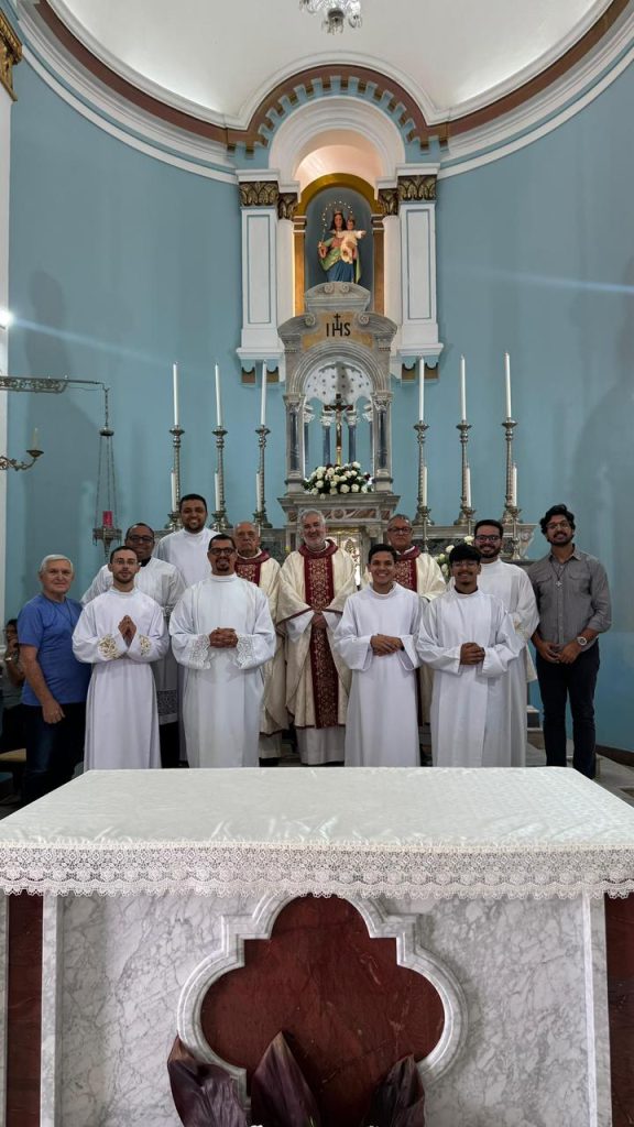 Basílica de Jaboatão acolhe posse do novo Diretor e Mestre de Noviços