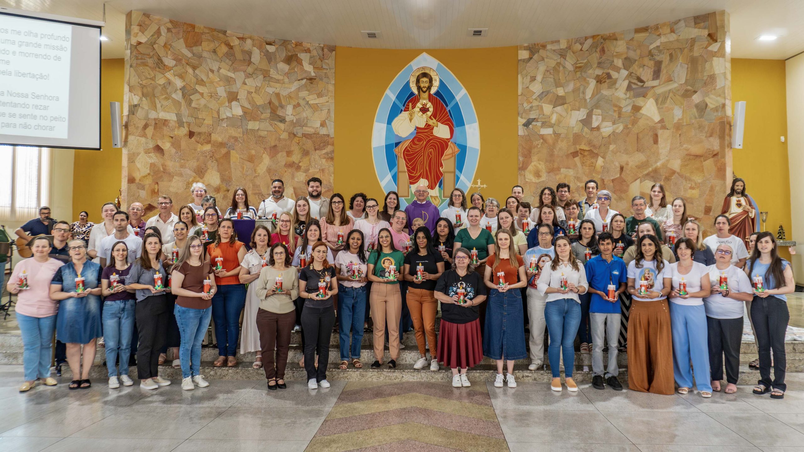 Catequistas celebram ano de missão com Missa de Ação de Graças na Paróquia Sagrado Coração de Jesus