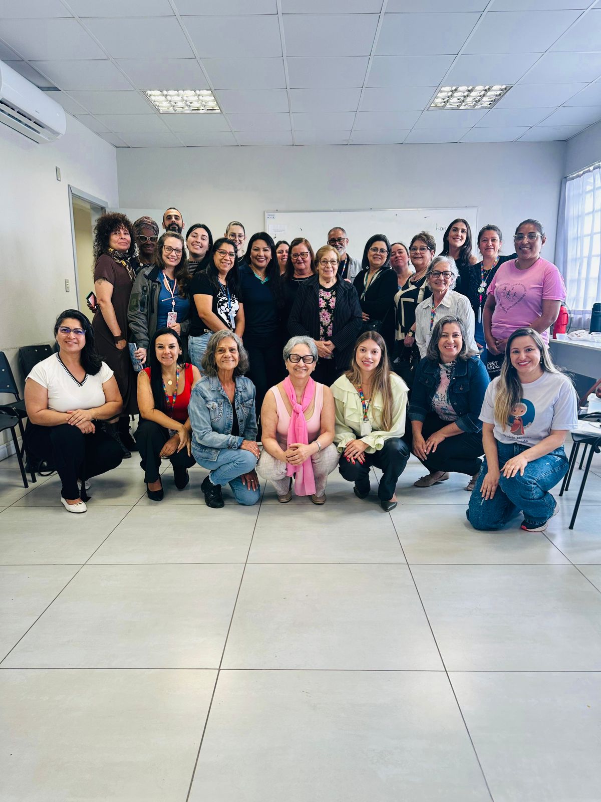 Novo Lar participa de reunião mensal do COVIDICA