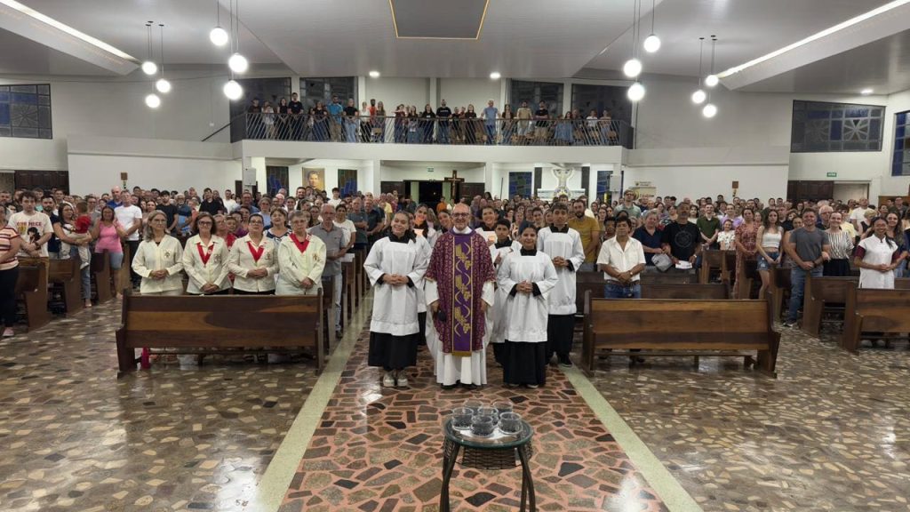 Paróquia Nossa Senhora Auxiliadora, em Ponta Grossa abre a Quaresma com Celebração das Cinzas