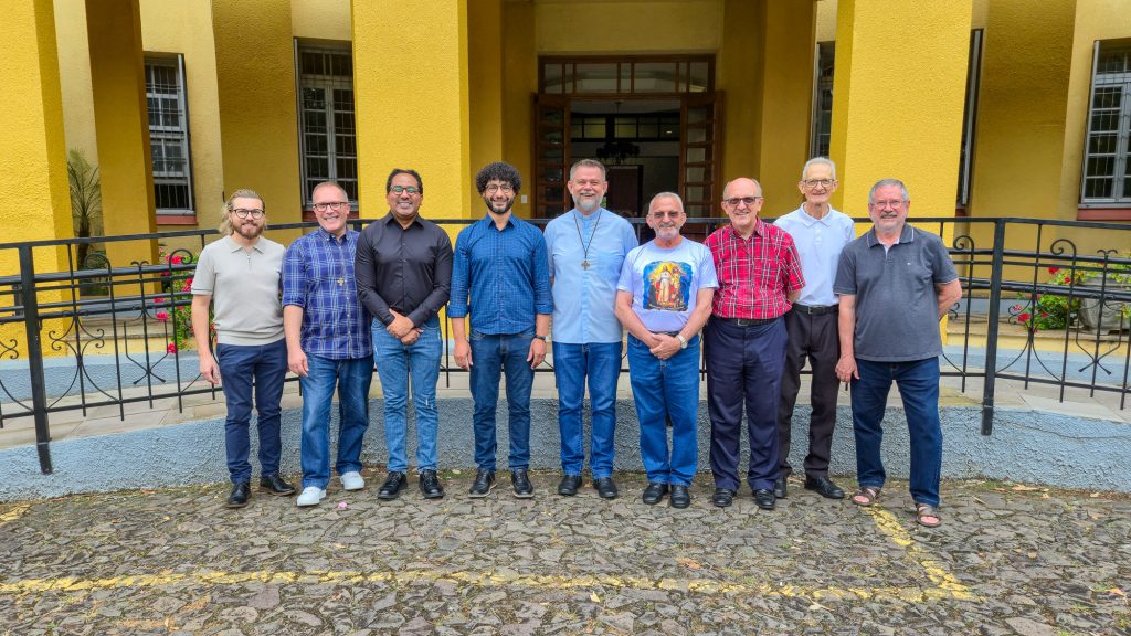 Diretores salesianos refletem formação e missão em encontro nacional realizado em São Leopoldo 