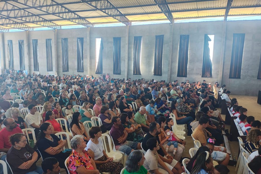 Renovação Carismática Católica realiza retiro espiritual