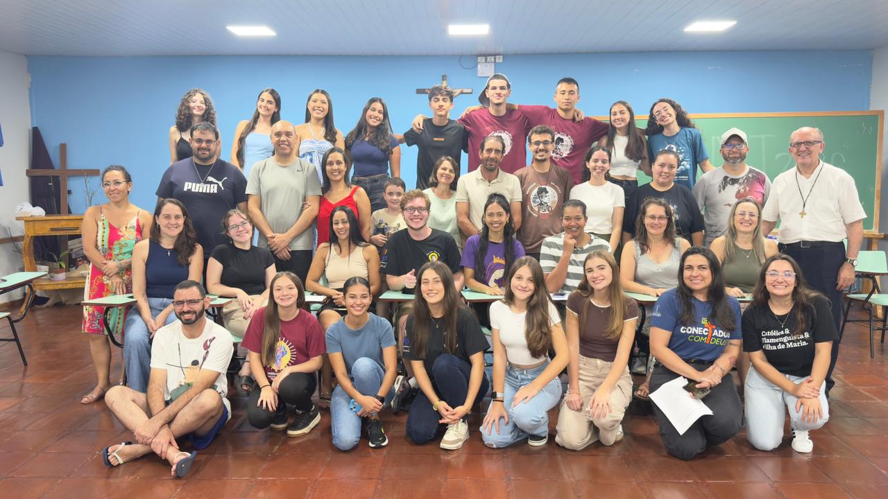 Animação Missionária Juvenil de Ponta Grossa reúne pais e responsáveis dos missionários