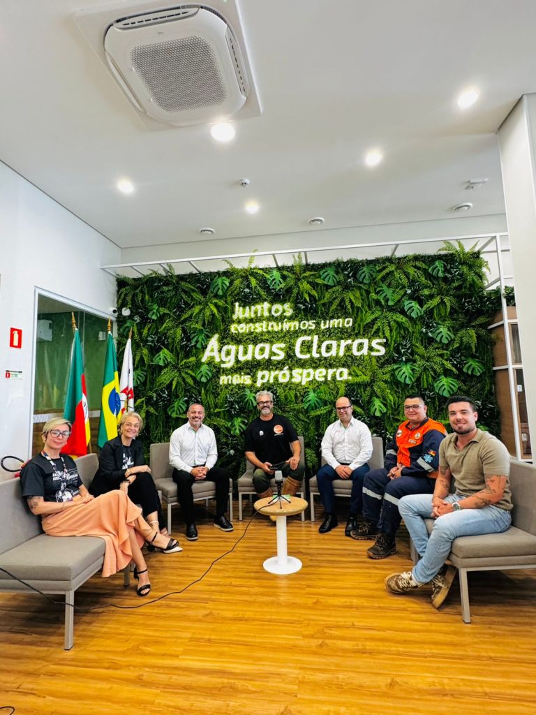 Novo Lar participa do podcast “Mateando com Mauro Lopes” e destaca importância do Fundo Social Sicredi 