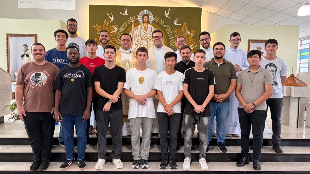 Páscoa Vocacional 2026 reúne jovens em Itajaí para vivência do Tríduo Pascal