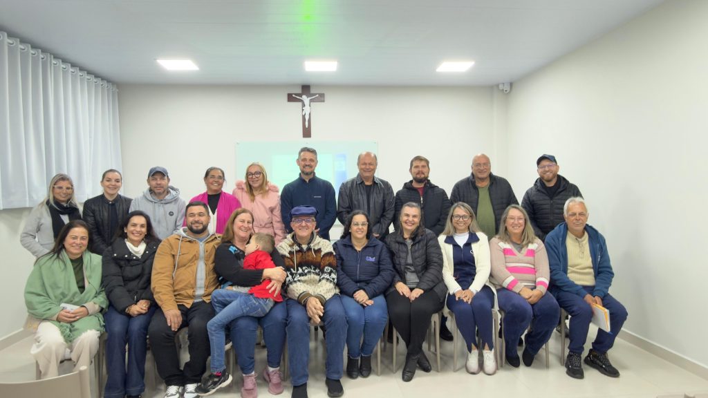 Coordenações dos Conselhos de Pastoral e Membros dos Conselhos de Finanças participam de noite de formação