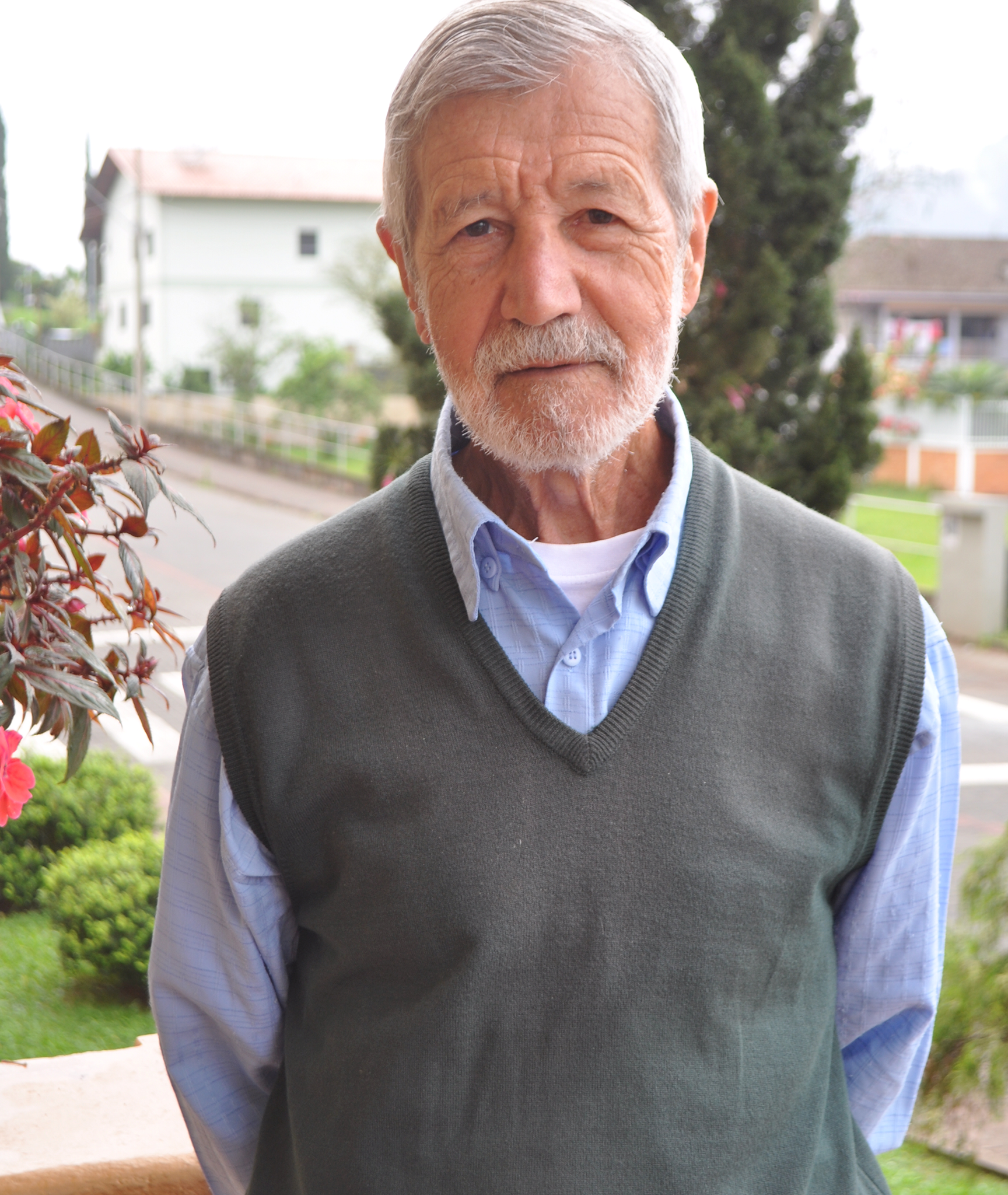 P Oswaldo Tironi
